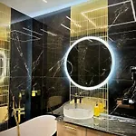 Ingalaxy Black
